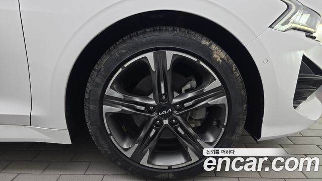 Kia K5 2023 — photo 7