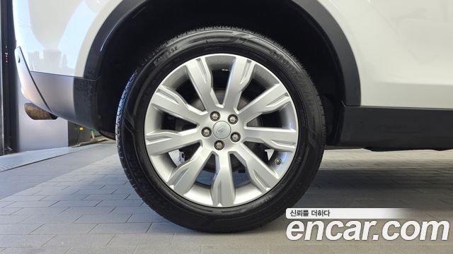 Land Rover Discovery Sport 2015 — photo 5