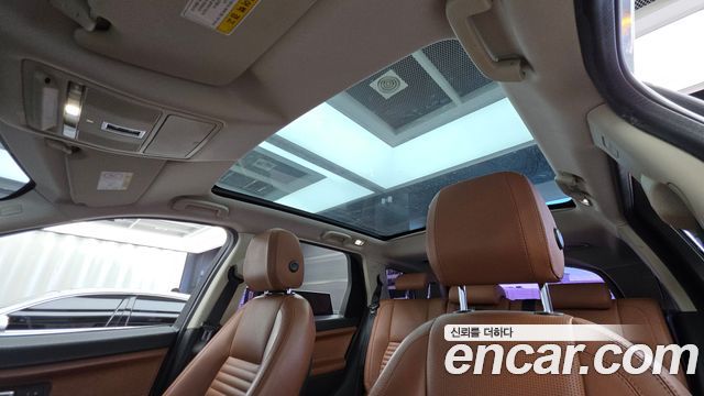 Land Rover Discovery Sport 2015 — photo 18