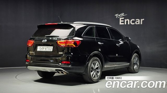 Kia Sorento 2018 — photo 2