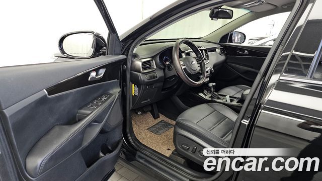 Kia Sorento 2018 — photo 13