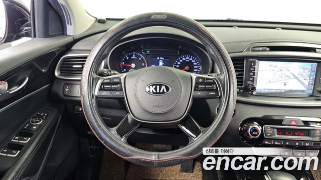 Kia Sorento 2018 — photo 19