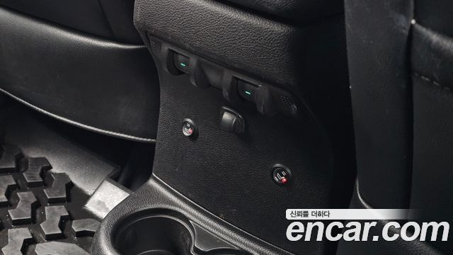Jeep Wrangler 2013 — photo 19