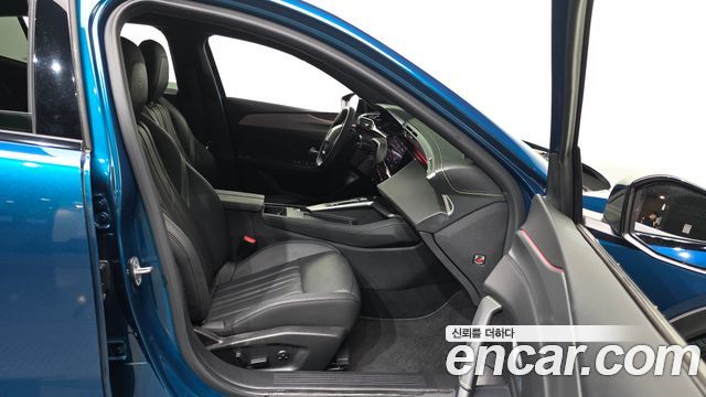 Peugeot 408 2023 — photo 11