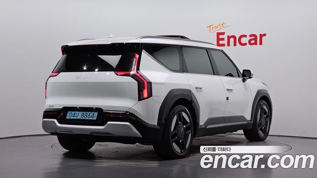 Kia EV9 2024 — photo 2