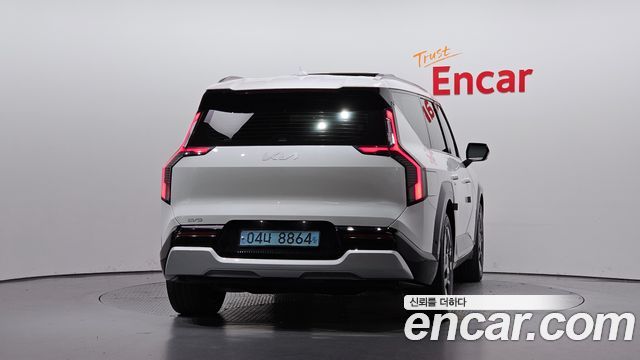 Kia EV9 2024 — photo 4