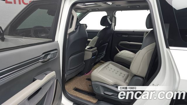 Kia EV9 2024 — photo 18