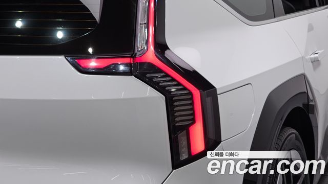 Kia EV9 2024 — photo 9