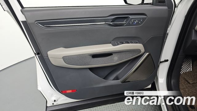 Kia EV9 2024 — photo 14