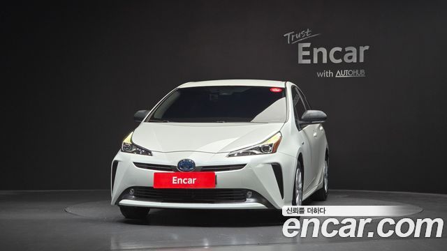 Toyota Prius 2020 — photo 3