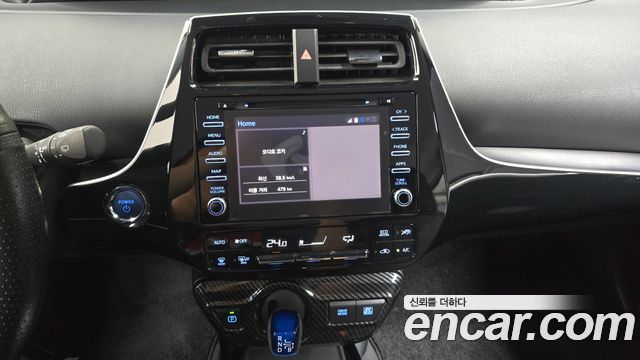 Toyota Prius 2020 — photo 19