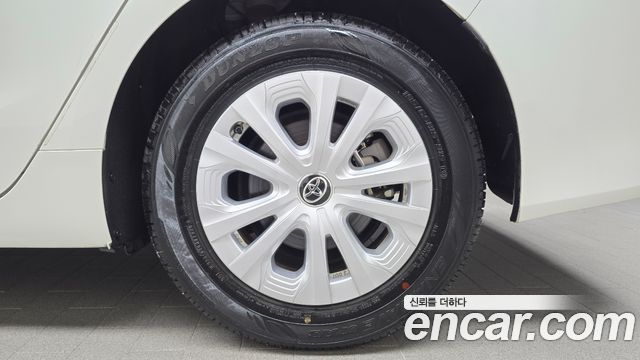 Toyota Prius 2020 — photo 7
