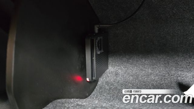 Toyota Prius 2020 — photo 28