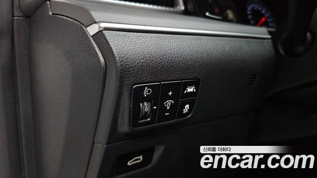 Kia K5 2022 — photo 24