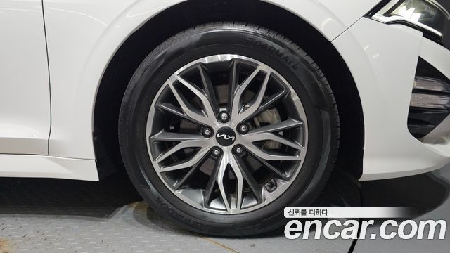 Kia K5 2022 — photo 7