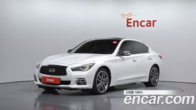Infiniti Q50 2015 — photo 1