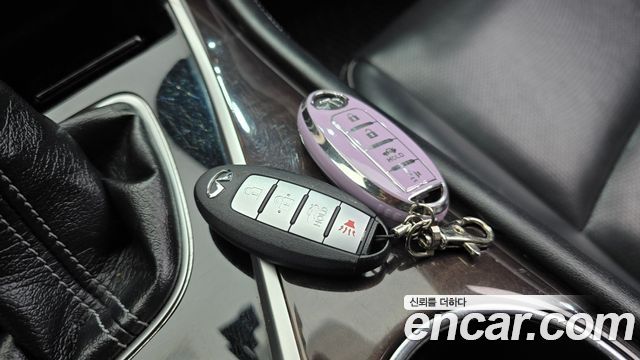 Infiniti Q50 2015 — photo 14