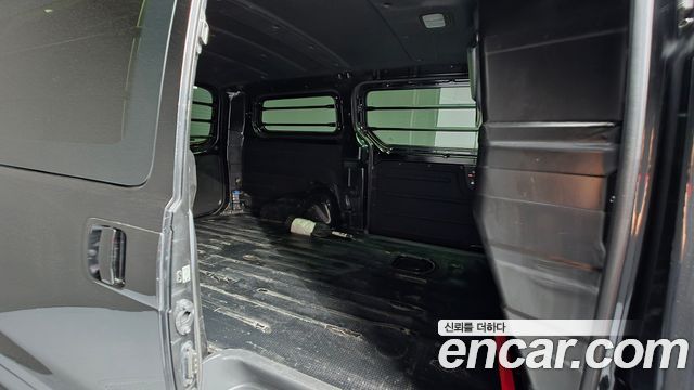 Hyundai Starex 2020 — photo 11