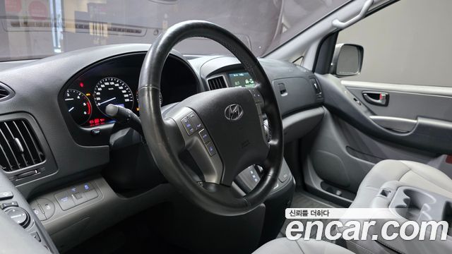 Hyundai Starex 2020 — photo 14
