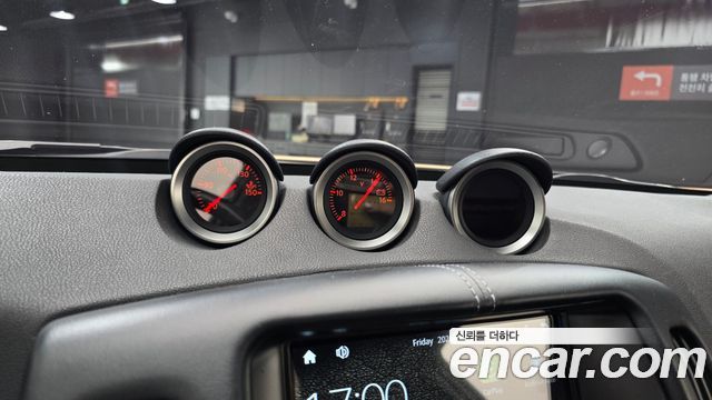 Nissan 370Z 2009 — photo 23