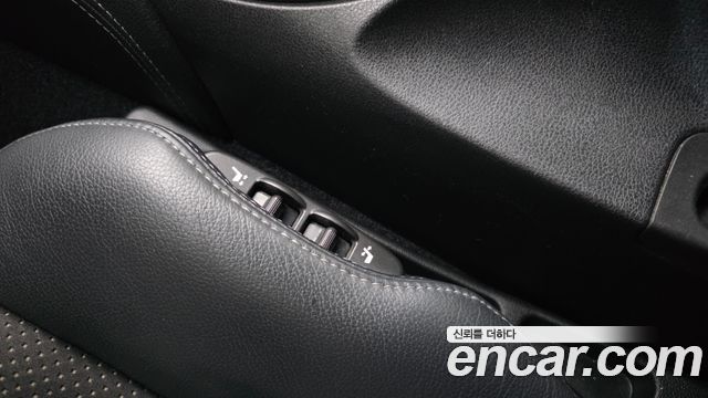 Nissan 370Z 2009 — photo 24