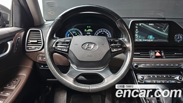 Hyundai Grandeur 2018 — photo 13