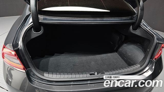 Hyundai Grandeur 2018 — photo 19