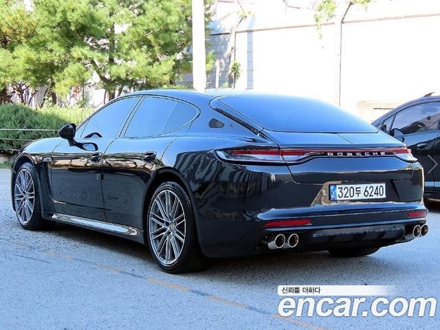 Porsche Panamera 2011 — photo 3