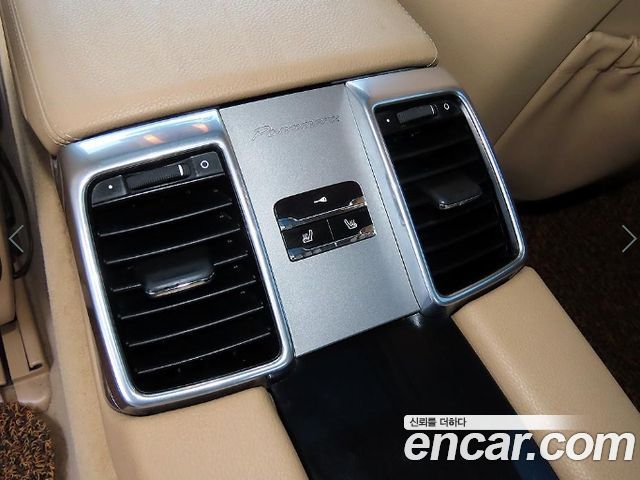 Porsche Panamera 2011 — photo 15