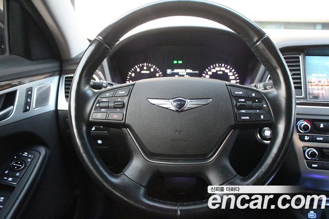 Genesis G80 2019 — photo 10
