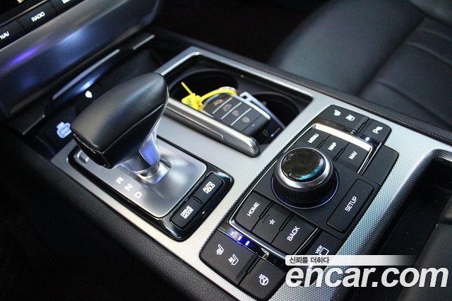 Genesis G80 2019 — photo 11