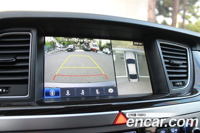 Genesis G80 2019 — photo 13