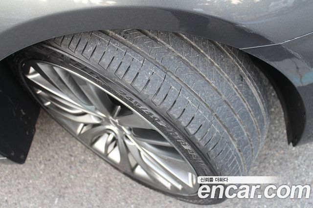 Genesis G80 2019 — photo 19
