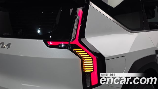 Kia EV9 2024 — photo 9