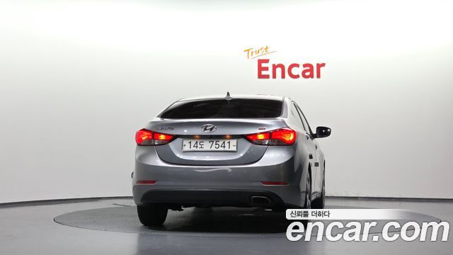 Hyundai AVANTE 2014 — photo 4