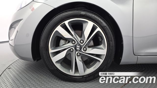 Hyundai AVANTE 2014 — photo 5