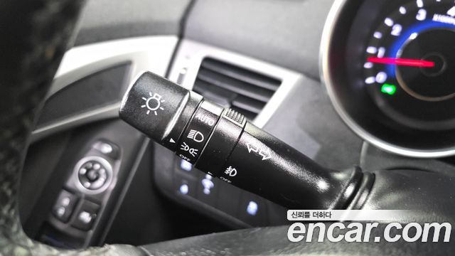 Hyundai AVANTE 2014 — photo 16