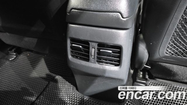 Hyundai AVANTE 2014 — photo 18