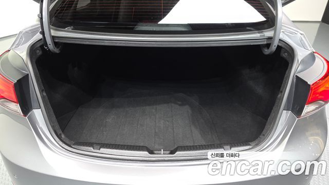 Hyundai AVANTE 2014 — photo 19