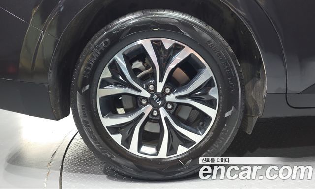 Kia Canival 2021 — photo 5