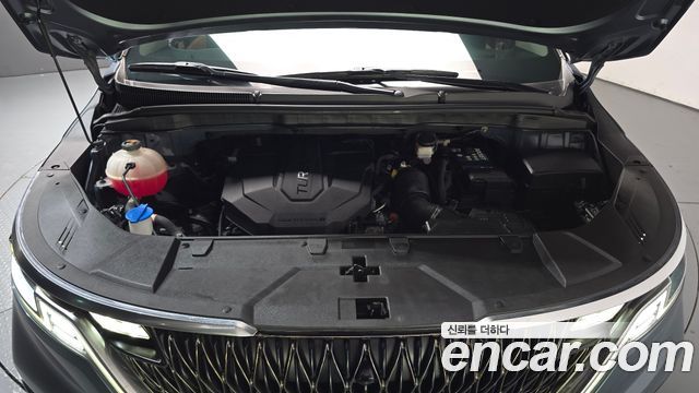 Kia Canival 2021 — photo 6