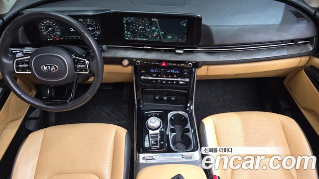 Kia Canival 2021 — photo 10