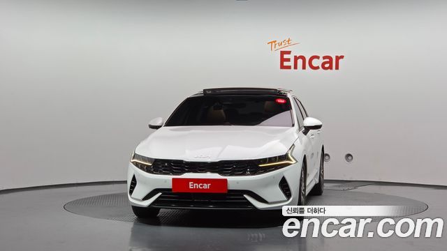 Kia K5 2023 — photo 3
