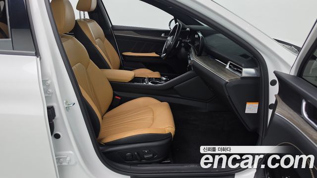 Kia K5 2023 — photo 12