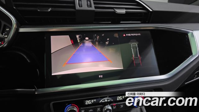 Audi Q3 2023 — photo 15