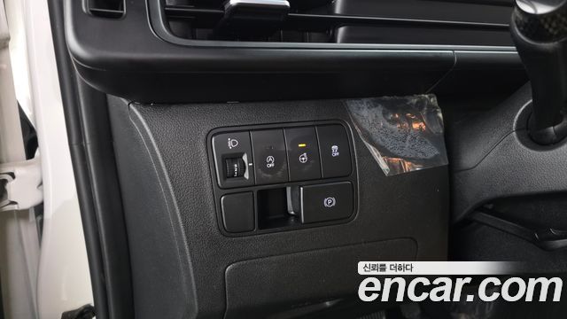 Hyundai Staria 2022 — photo 23