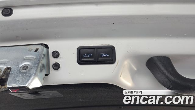 Hyundai Staria 2022 — photo 25