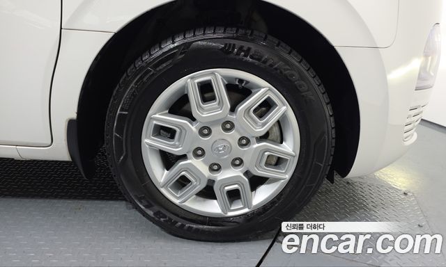 Hyundai Staria 2022 — photo 7