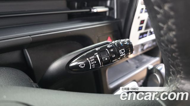 Hyundai Staria 2022 — photo 28