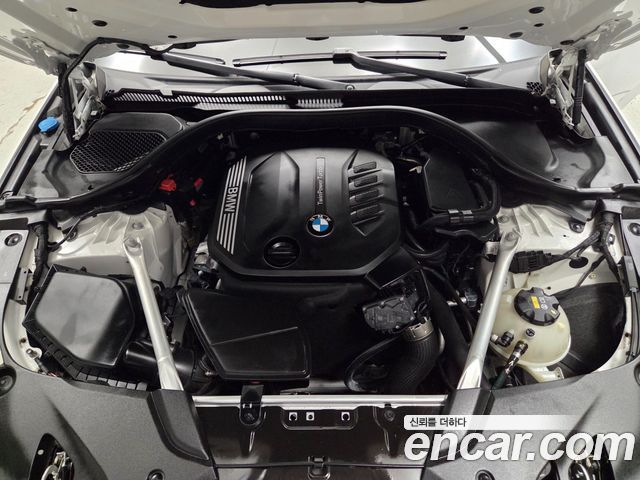 BMW 5-Series 2020 — photo 6